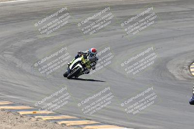 media/Apr-20-2025-CVMA (Sun) [[39090e8767]]/Race 11-500-350 Supersport (Holeshot)/